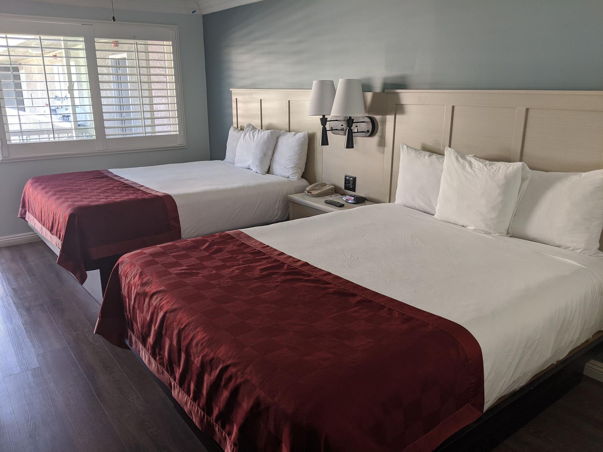 Hotel Ramada By Wyndham Redondo