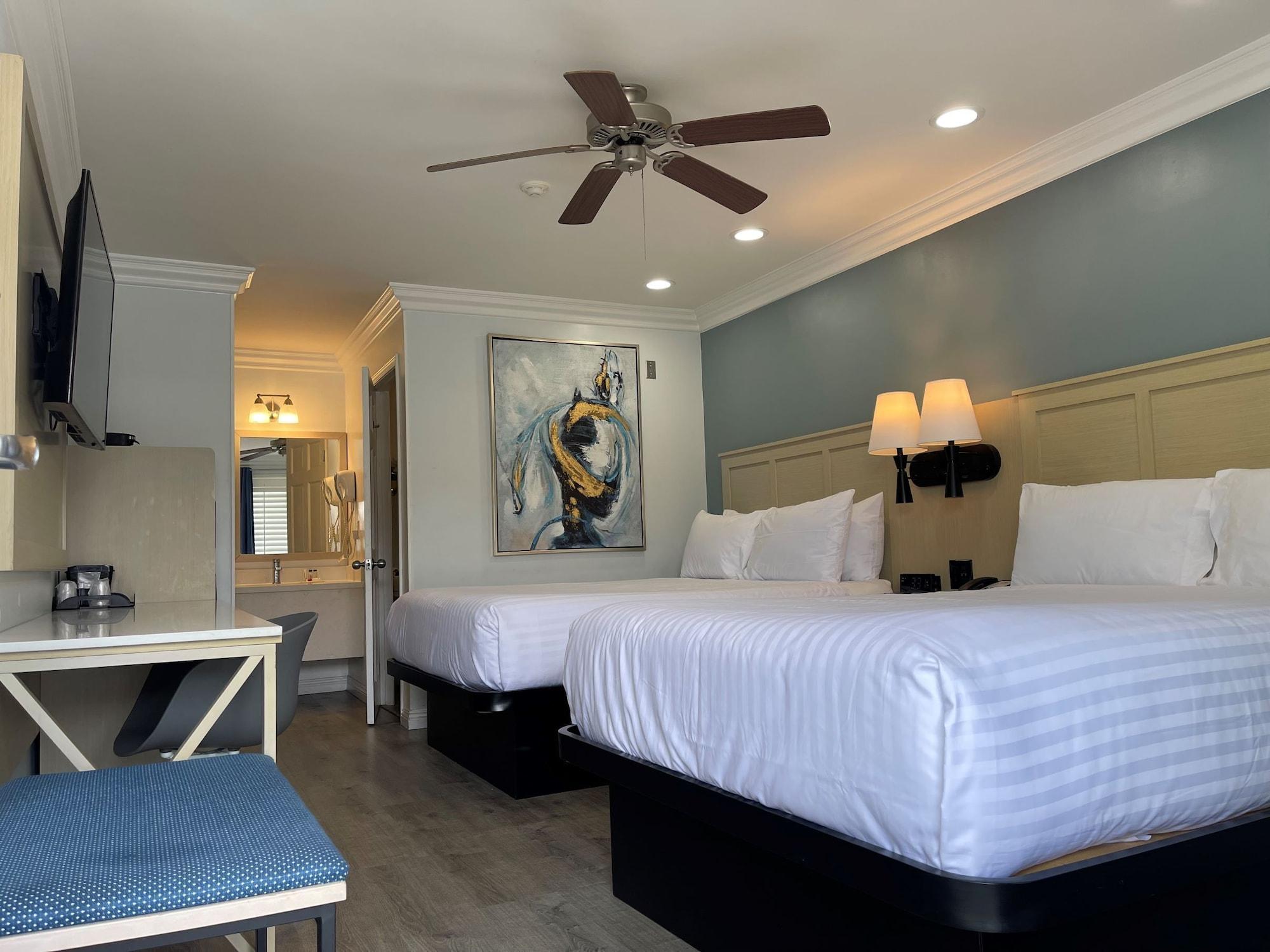 Ramada By Wyndham Redondo