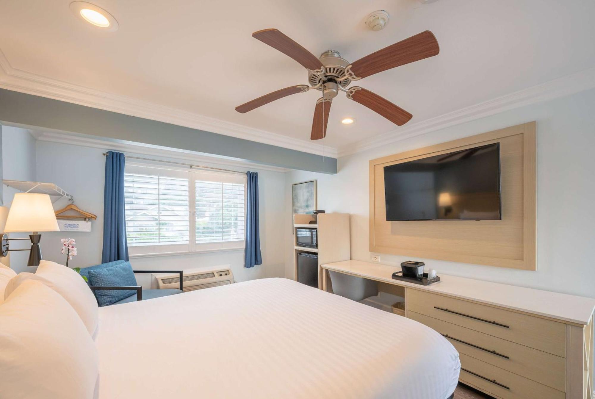 Hotel Ramada By Wyndham Redondo
